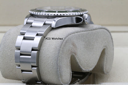 Rolex Submariner 16610LV 50th Anniversary Kermit Z Serial RSC/ Box & Papers