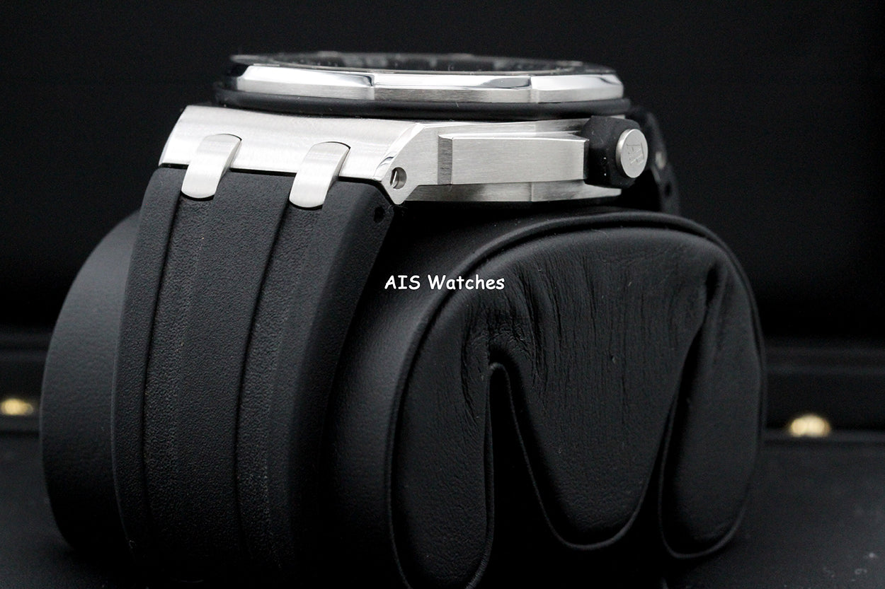 Audemars Piguet 15710ST Royal Oak Offshore Diver Black Dial 42MM Box & Papers