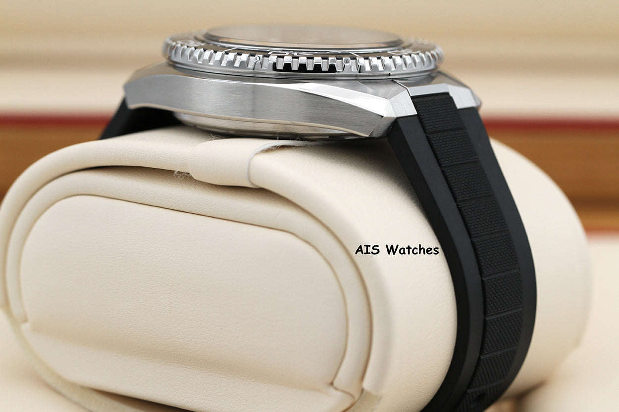 Omega Seamaster Planet Ocean 217.32.42.21.01.001 42MM SS Black Dial/Rubber Strap BP