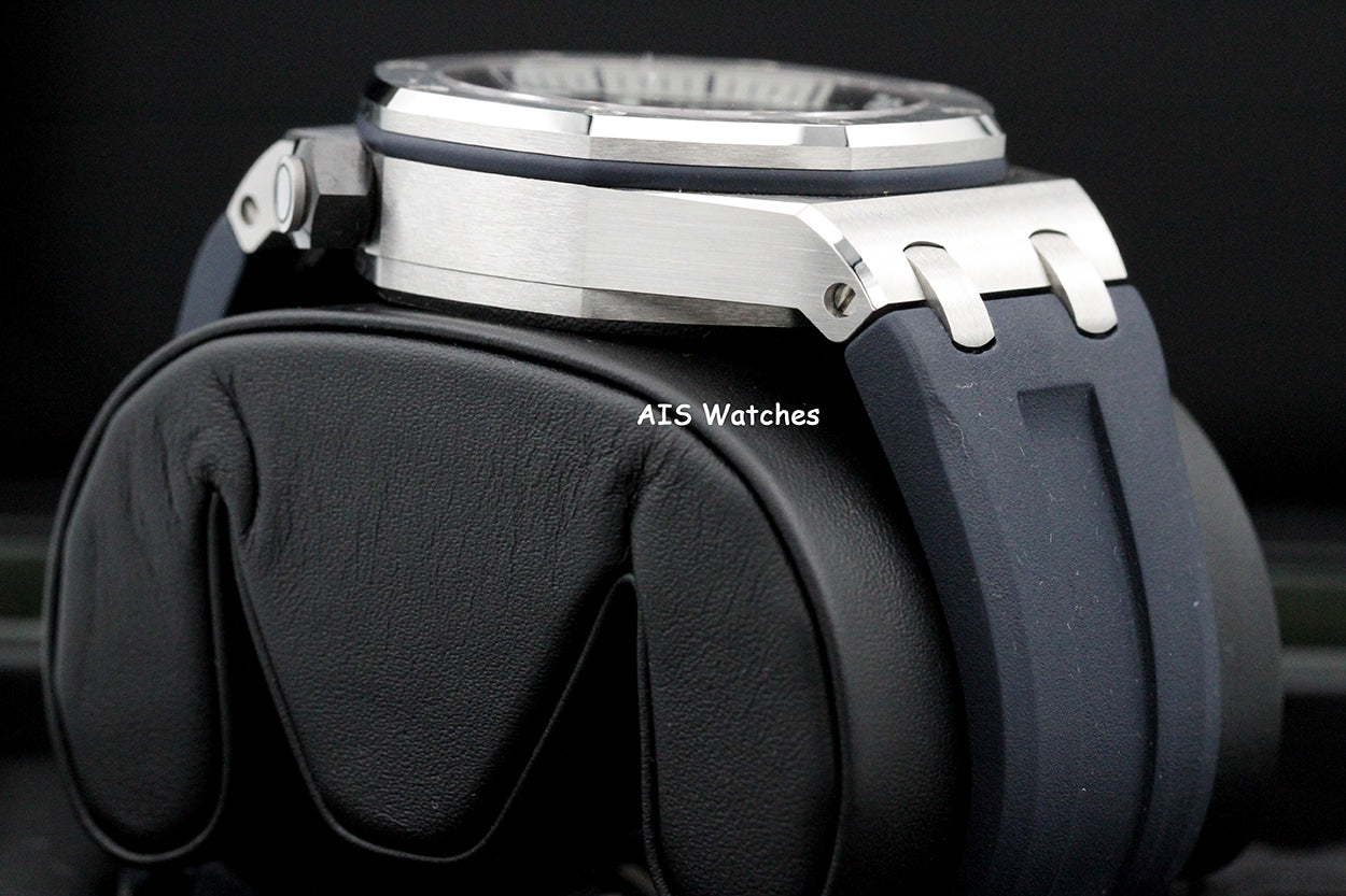 Audemars Piguet 15720ST Royal Oak Offshore Diver Blue Dial 42MM Box & Papers