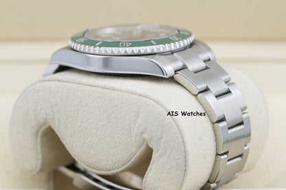 Rolex Submariner 116610LV HULK Green Dial and Ceramic Bezel Box & RSC Card 2022