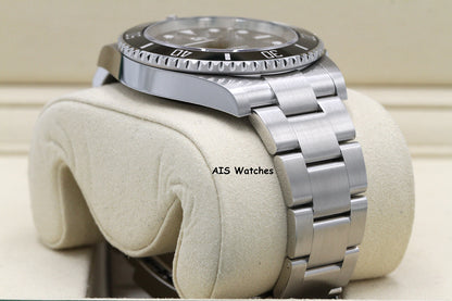 Rolex Submariner Ceramic No Date 124060 41MM 2025 Box & Paper