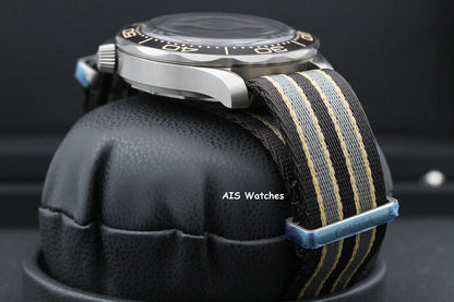 NOS Omega Seamster Diver 300M No Time to Die 007 James Bond 210.92.42.20.01.001