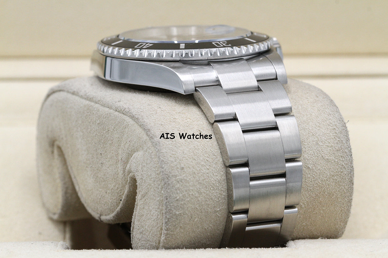 Rolex Submariner Ceramic Date 126610LN 41MM 2021 Box & Paper