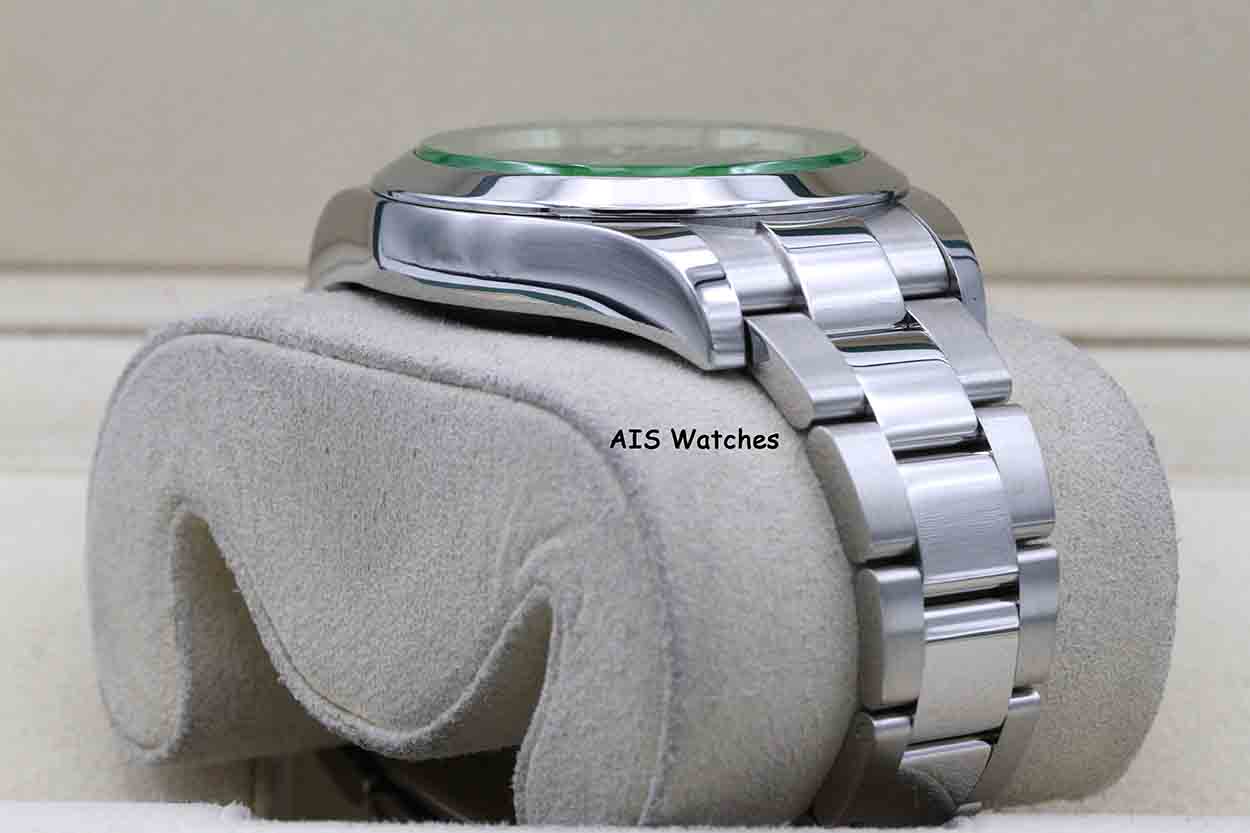 Rolex Milgauss 116400 GV Green Crystal Black Dial 2021 Box & Papers