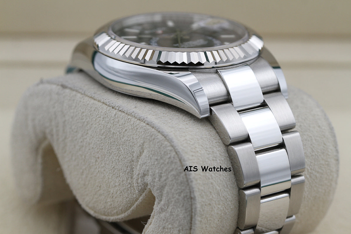 Rolex 326934 Sky-Dweller Stainless Steel Blue Dial Oyster 2021 Box & Papers