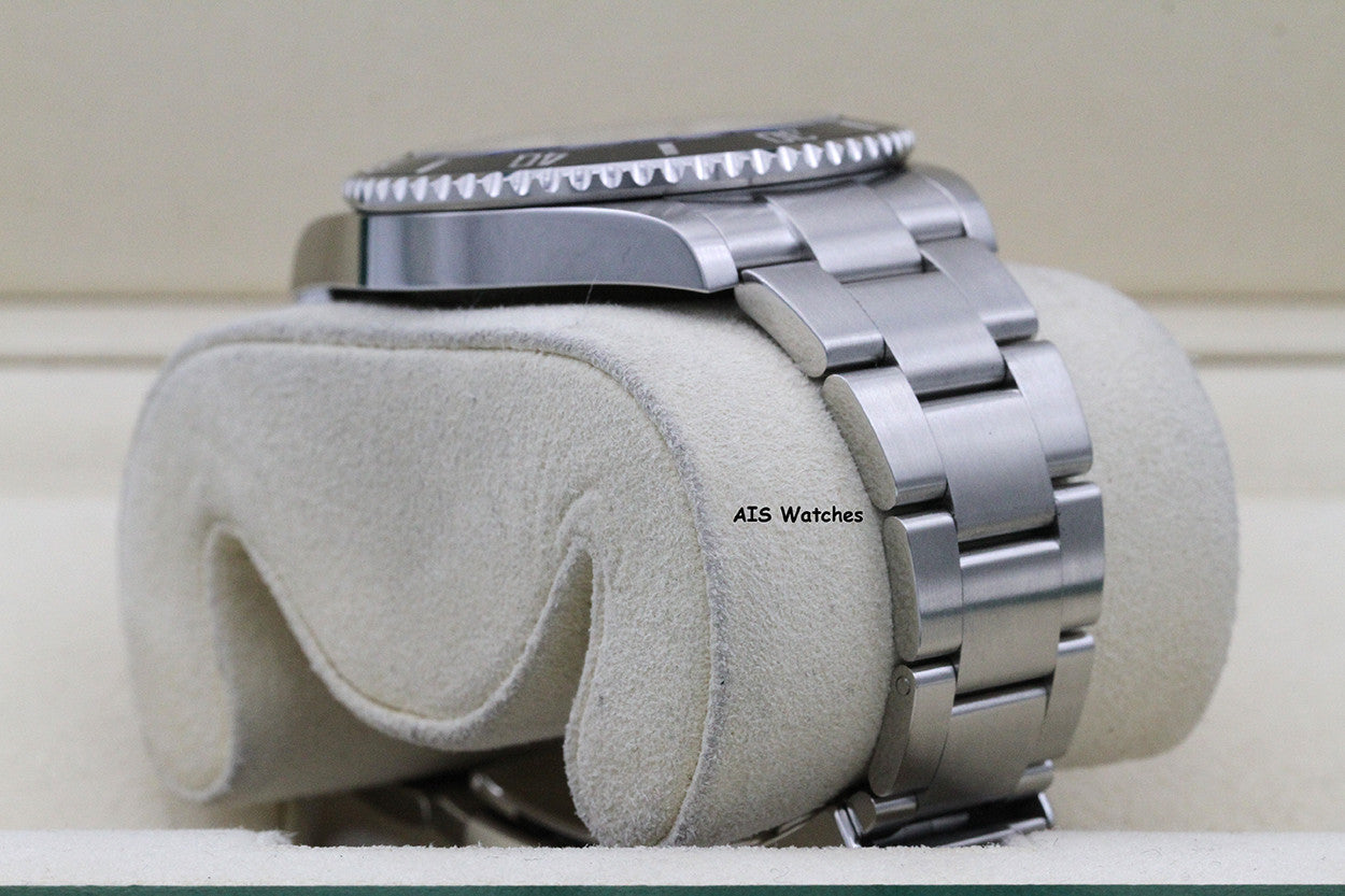 Rolex Submariner Ceramic No Date 124060 41MM 2022 Box & Paper