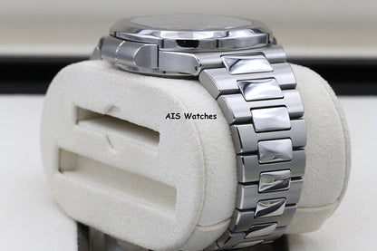 Patek Philippe Nautilus 5990/1A Chronograph Travel Time Grey Dial Box & Paper