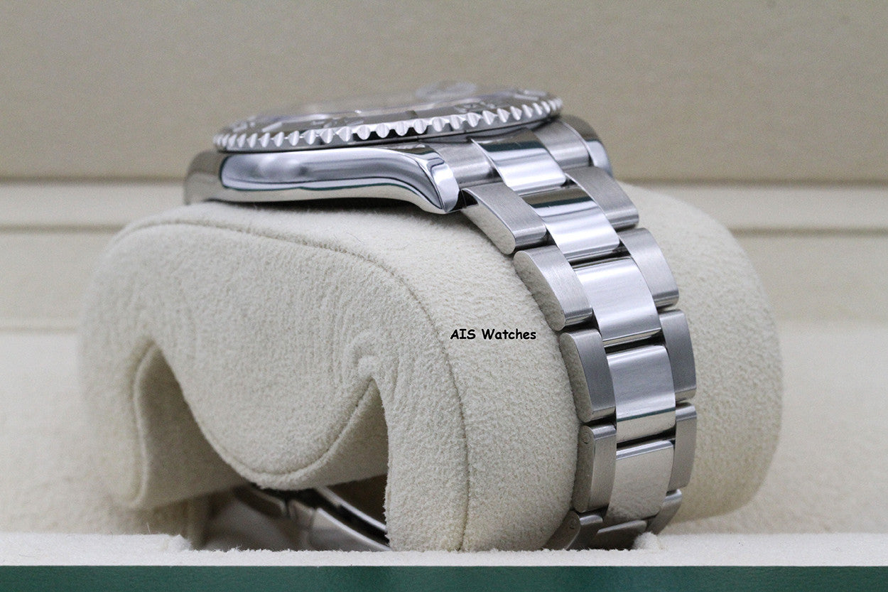 Rolex YachtMaster 116622 Dark Rhodium Dial Platinum Bezel 2018 Box & Papers