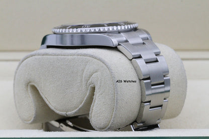 Rolex Submariner Ceramic No Date 124060 41MM 2020 Box & Paper