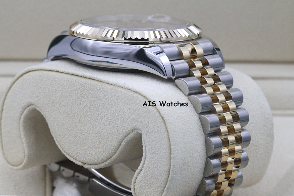 Rolex 326933 Sky-Dweller 18K Yellow Gold / SS Jubilee Champagne Dial B&P