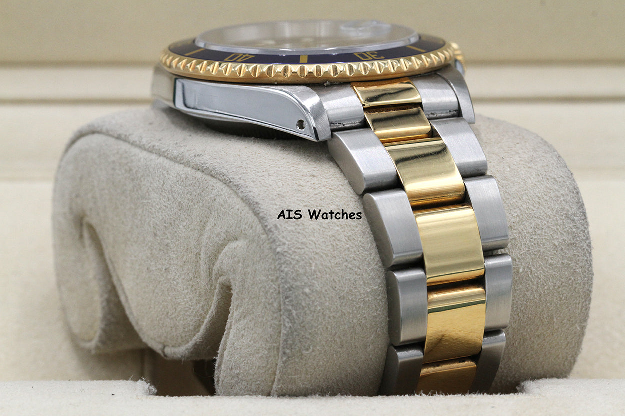 Rolex Submariner 16613 U Serial Blue Dial Box & Papers + RSC Card