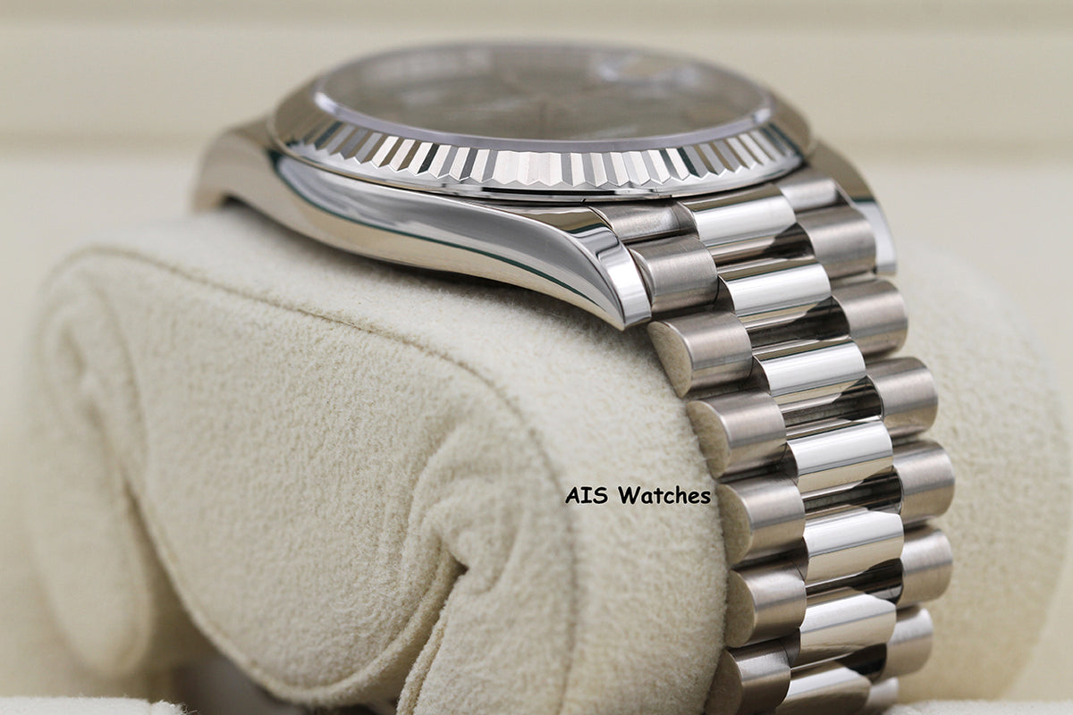 Rolex 228239 DayDate 40MM DD40 18K White Gold Olive Green Roman Dial B&P