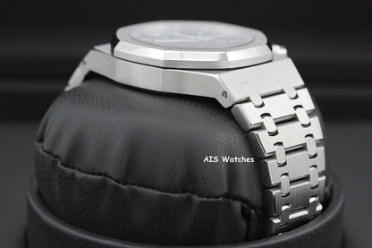 Audemars Piguet 25860ST.00.1110ST.01 Royal Oak Chronograph Blue Dial AP Archived Papers