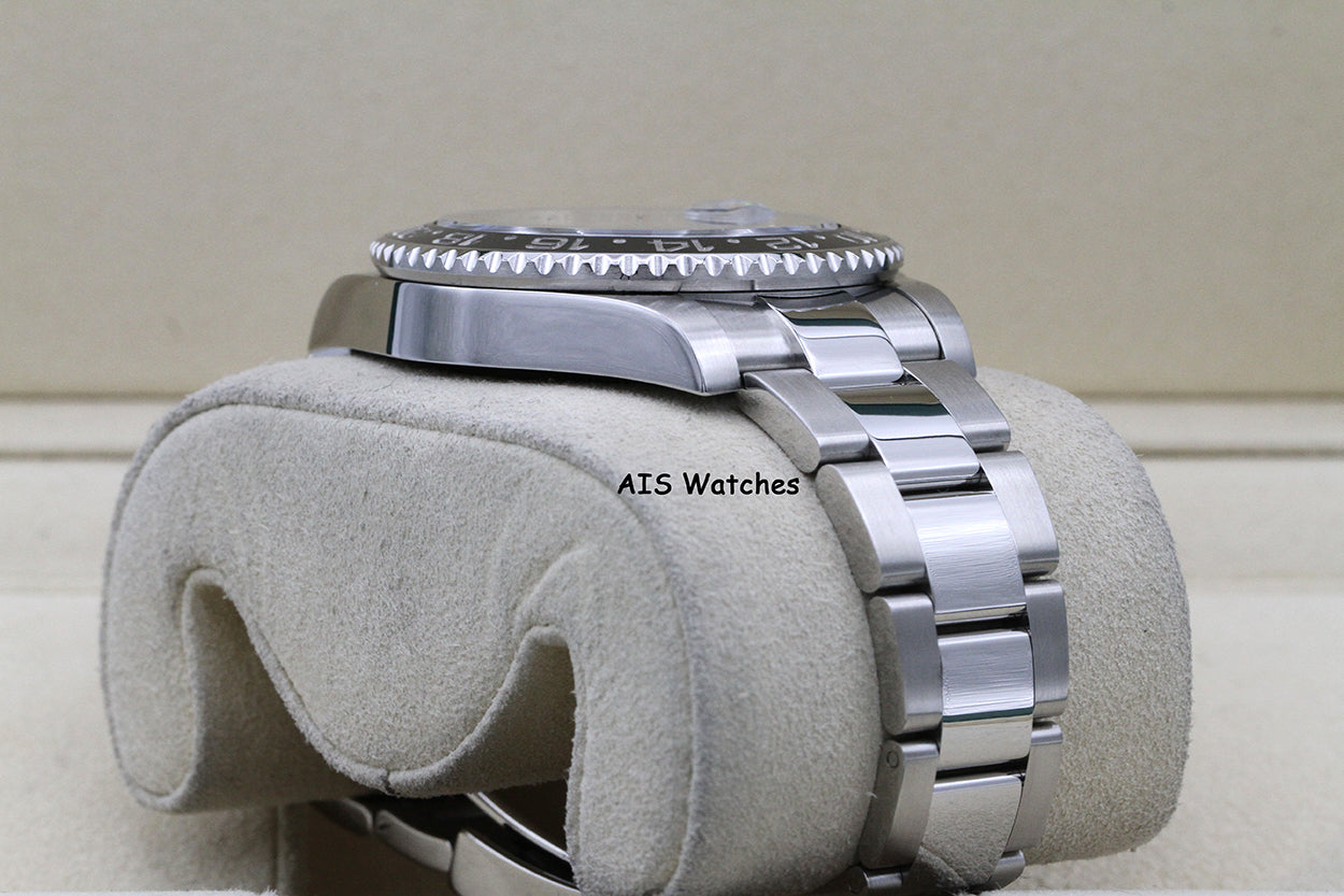 Rolex 116710LN GMT Master II Black Ceramic Insert 2013 Box & Papers