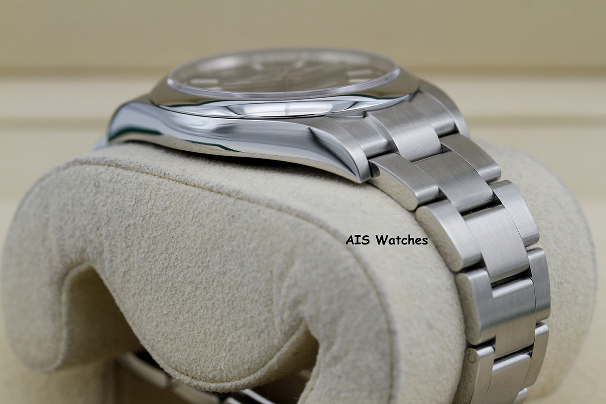 Rolex 114300 Oyster Perpetual 39MM Black Dial 2019 Box & Papers