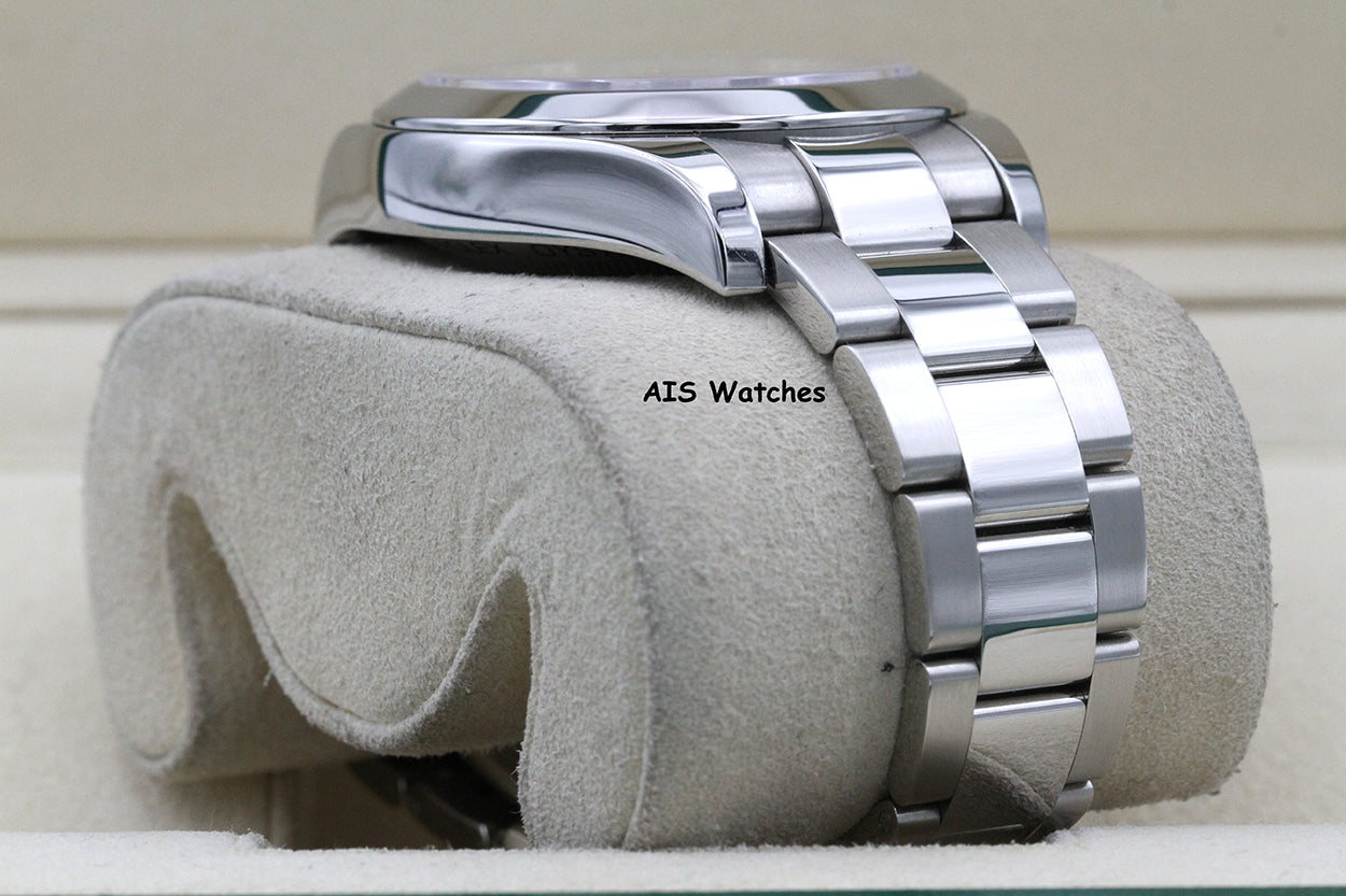 Rolex Milgauss 116400 White Dial M Serial Box & Papers