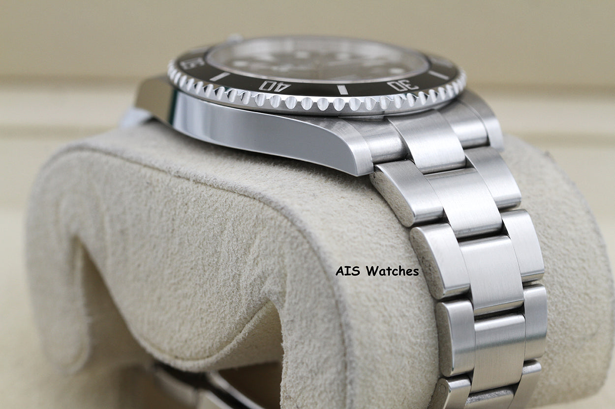 Rolex Submariner Ceramic No Date 124060 41MM 2022 Box & Papers