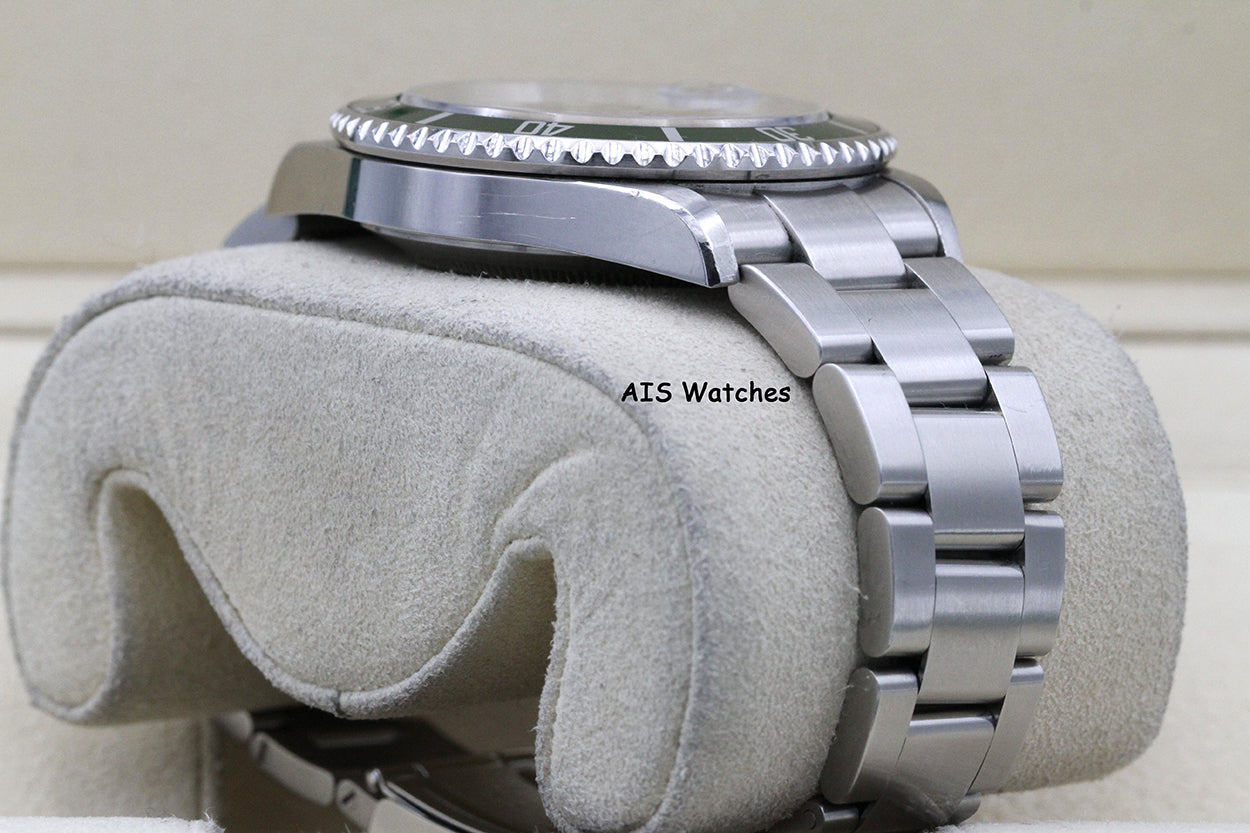 Rolex Submariner 16610LV 50th Anniversary Kermit Z Serial RSC/ Box & Papers