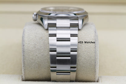 Rolex Explorer 114270 F Serial 36 MM with Papers