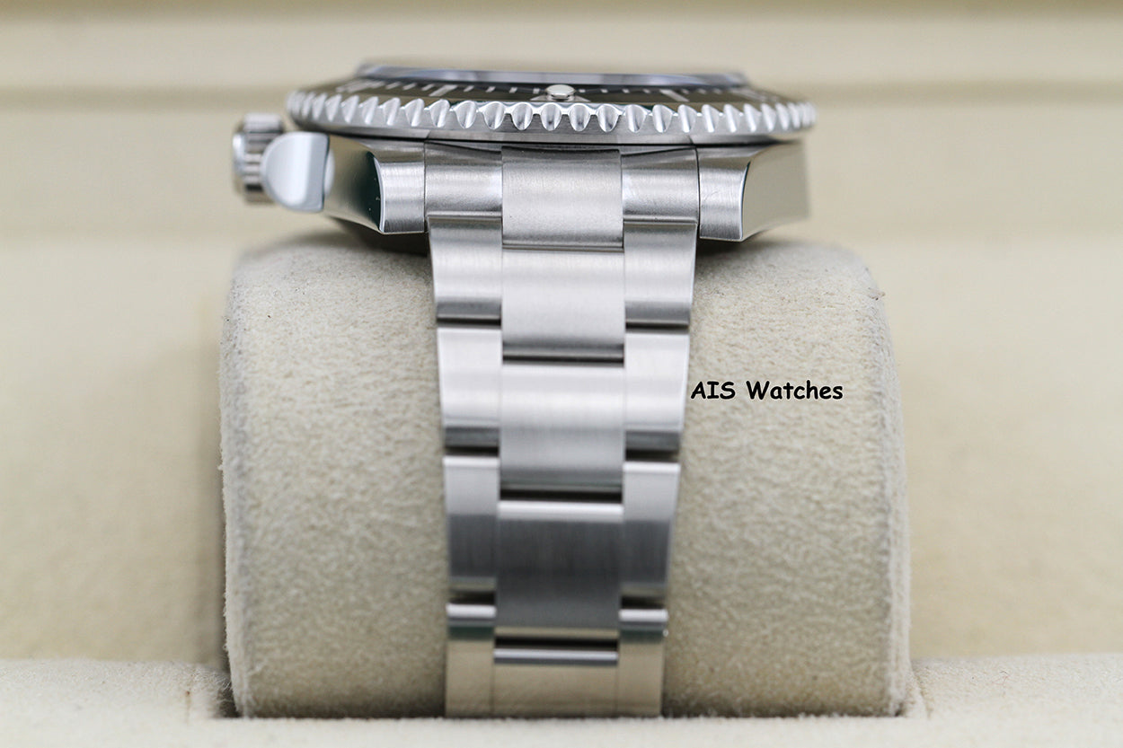 Rolex 116600 SeaDweller SD4K SD4000 2016 Box & Paper