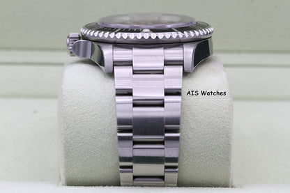 Rolex Sea Dweller 16600 SD Z Serial 40MM No Hole Case / SEL B&P