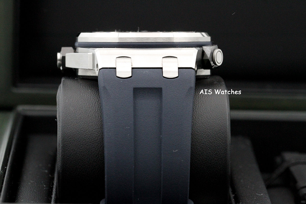 Audemars Piguet 15720ST Royal Oak Offshore Diver Blue Dial 42MM Box & Papers