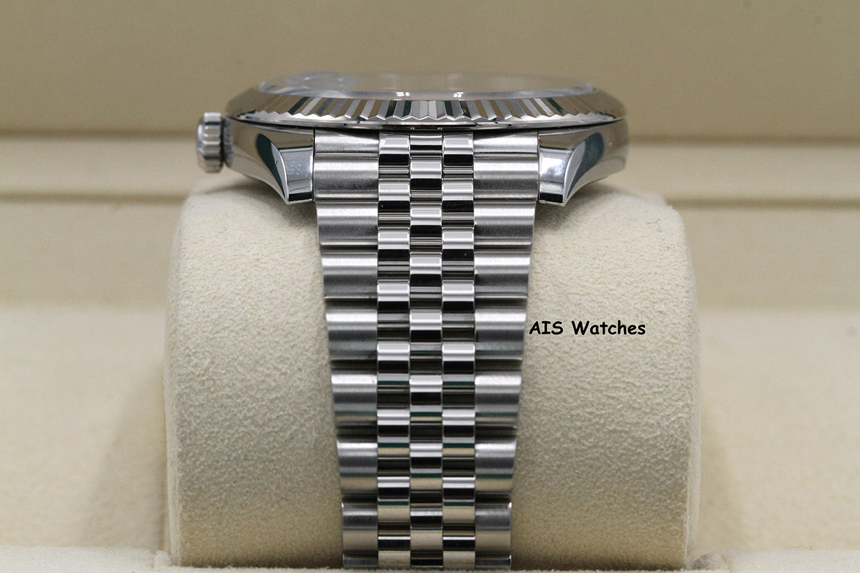 Rolex Datejust 41MM 126334 Blue Stick Dial Jubilee 2020 Box & Papers