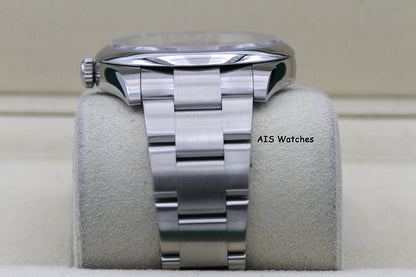 Rolex 124300 Oyster Perpetual 41 MM Green Dial 2022 Box & Papers