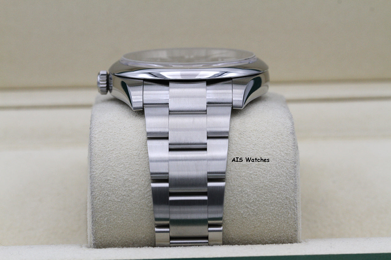 Rolex 124300 Oyster Perpetual 41 MM Blue Dial 2020 Box & Papers