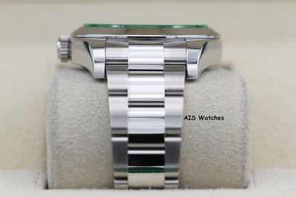 Rolex Milgauss 116400GV Black Dial / Green Crystal 2022 Box & Papers
