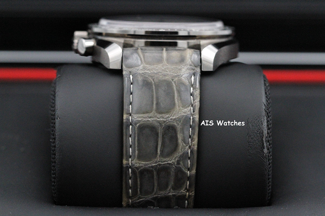 Omega Speedmaster Moonwatch 311.93.44.51.99.002 Grey Side Of The Moon 2019 B&P