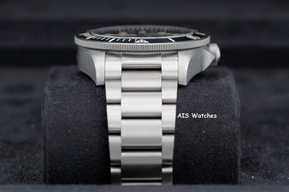 Tudor 25610TNL Pelagos Titanium LHD 42MM Box & Papers