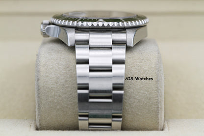 Rolex Submariner 16610LV 50th Anniversary Kermit F Serial