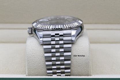 Rolex 326934 Sky-Dweller Stainless Steel Green Dial Jubilee 2024 Box & Papers