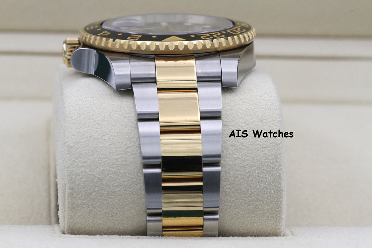 Rolex GMT Master II 18K/SS 116713LN 40MM Black Dial 2015 Box & Paper