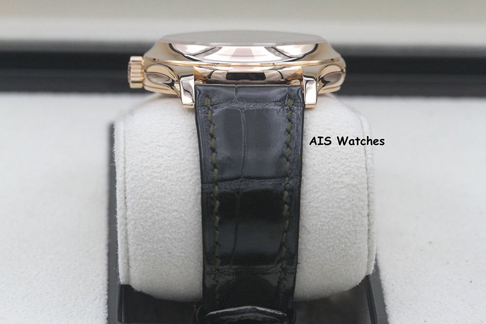 BNIB Patek Philippe Annual Calendar 5205R Rose Gold Green Dial Box & Papers