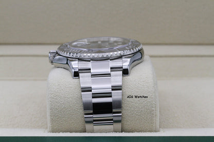 Rolex YachtMaster 116622 Dark Rhodium Dial Platinum Bezel 2018 Box & Papers