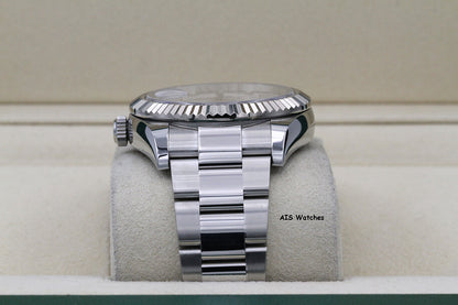 Rolex 326934 Sky-Dweller Stainless Steel White Dial Oyster 2019 Box & Papers