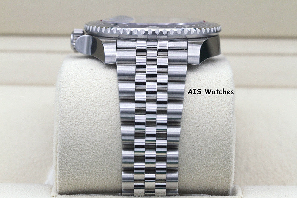 BNIB Rolex GMT Master II 126710BLRO Red Blue Pepsi / Jubilee Box & Papers