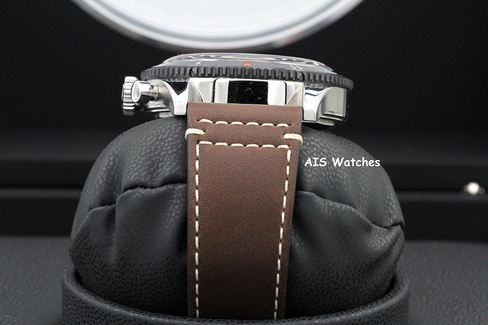 Breitling Super AVI B04 YB04451A1B1X1 Chronograph GMT 46 Mosquito Box & Papers