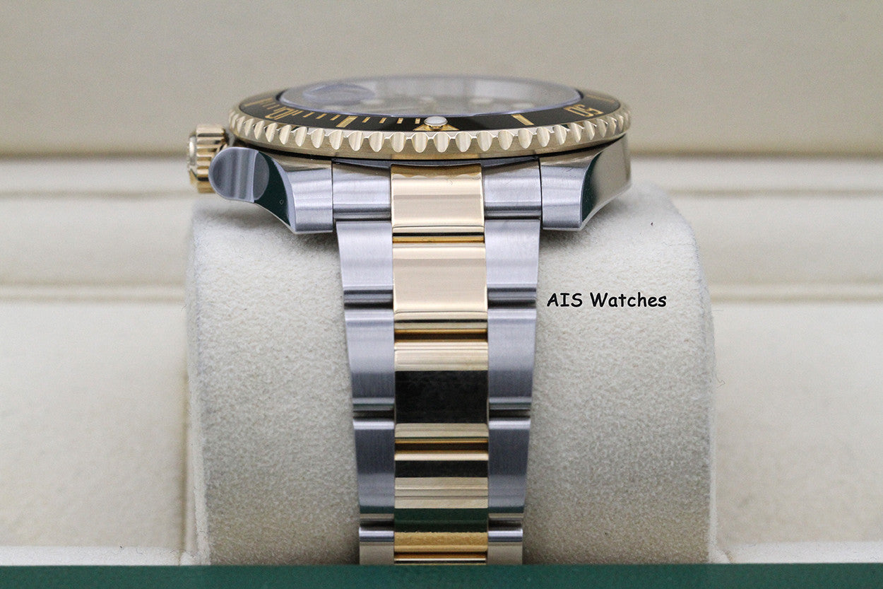 Rolex Submariner 18k/SS 116613LN Black Dial 2018 Box & Papers