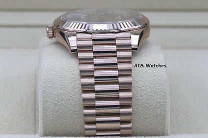 BNIB Rolex 228235 DayDate 40MM DD40 Rose Gold Olive Green Roman Dial B&P