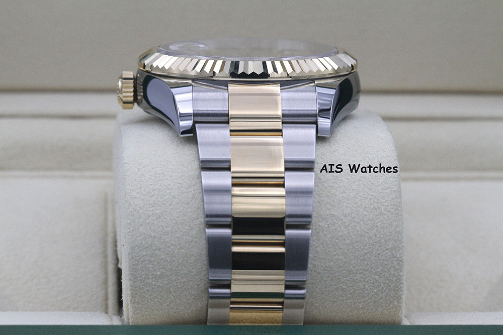 Rolex 326933 Sky-Dweller 18K Yellow Gold / SS Oyster Champagne Dial B&P