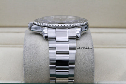 Rolex YachtMaster 16622 Platinum Dial D Serial Box & Papers