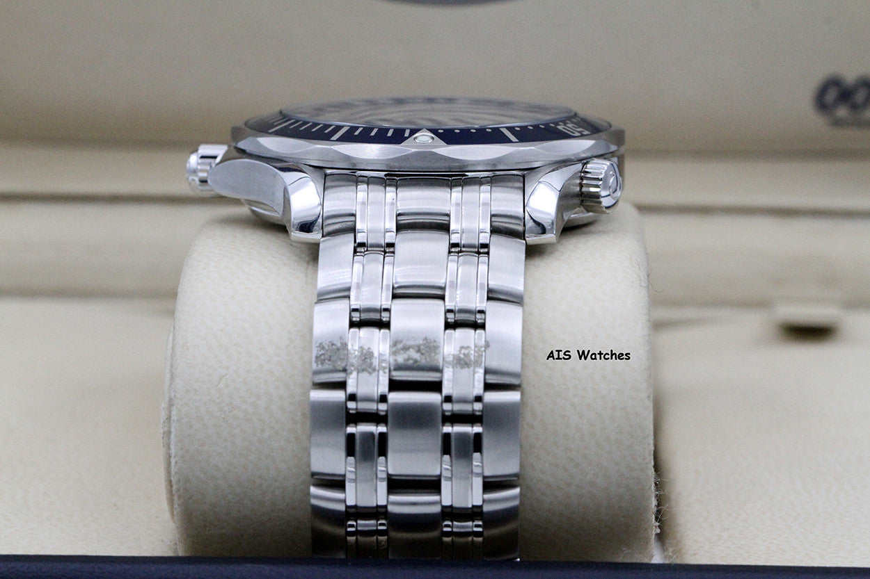 Omega Seamaster Diver 300M 41MM 2226.80.00 Casino Royale James Bond 007 B&P