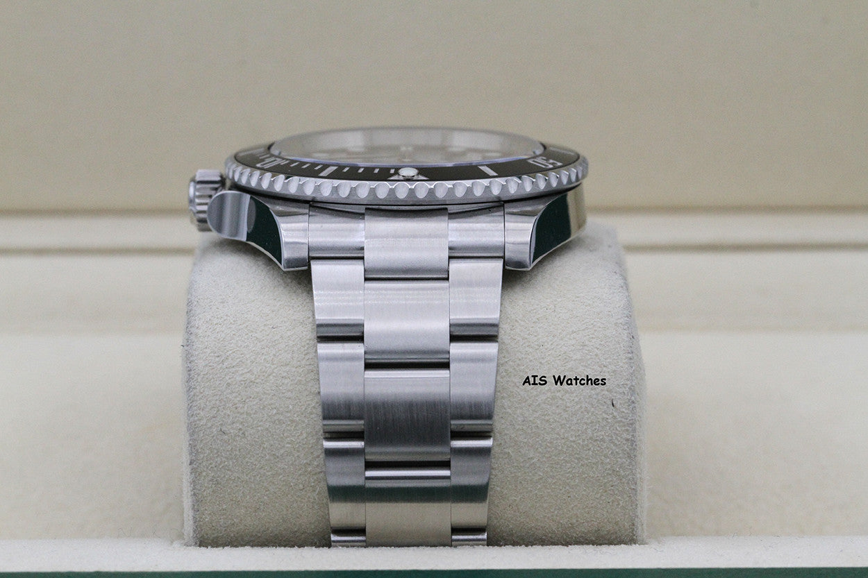 Rolex Submariner Ceramic No Date 124060 41MM 2020 Box & Paper