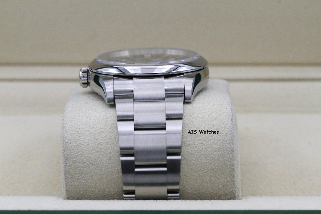 Rolex 126000 Oyster Perpetual 36MM Black Dial 2021 Box & Papers