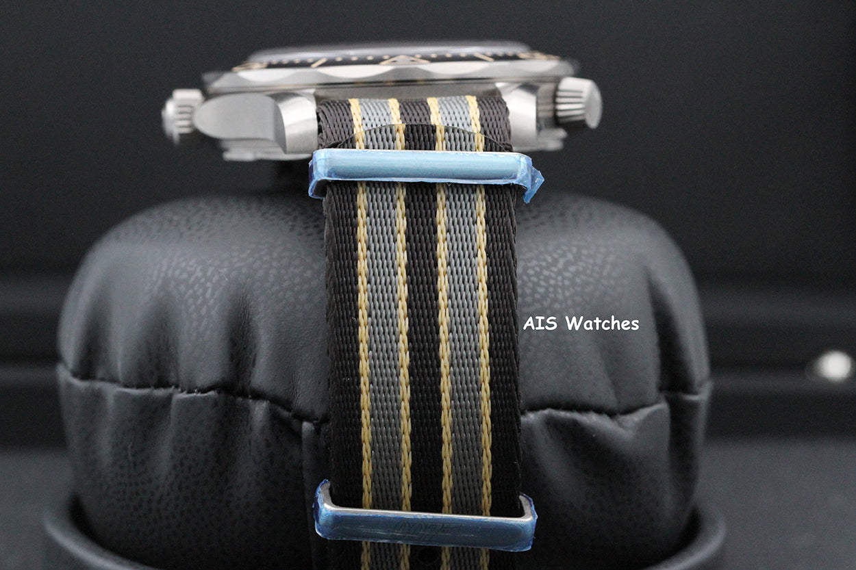 NOS Omega Seamster Diver 300M No Time to Die 007 James Bond 210.92.42.20.01.001