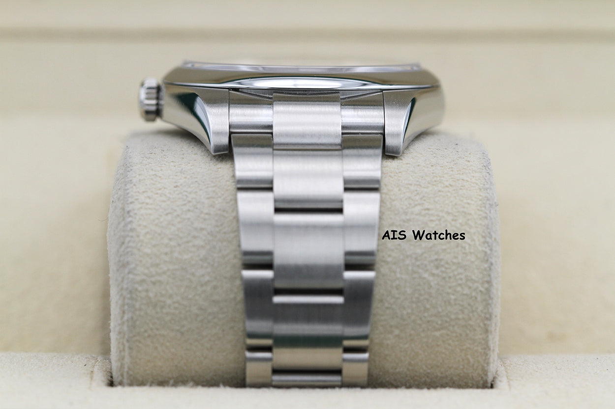 Rolex 114300 Oyster Perpetual 39MM Rhodium Dial 2017 Box & Papers